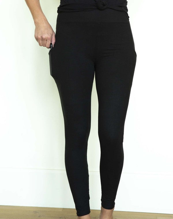 Pocketed Perfect Leggings in Black